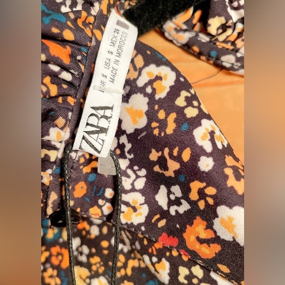 Zara Floral Mini Dress - Black, White, Yellow - Picture 4 of 6